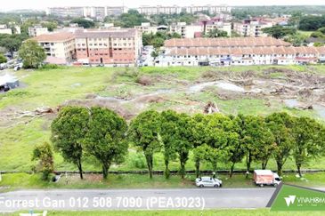 Persiaran Raja Muda Musa, Pelabuhan Klang