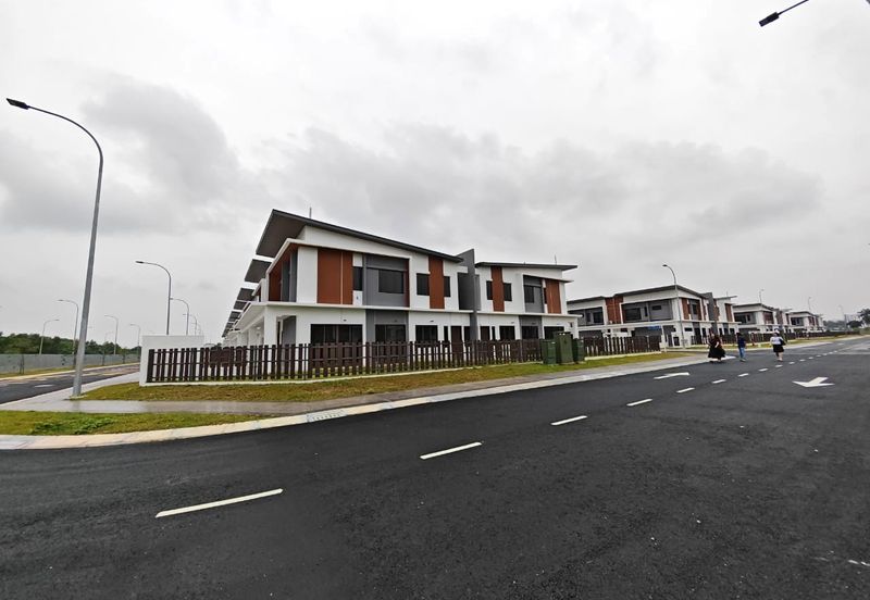 Canary Garden @Bandar Bestari