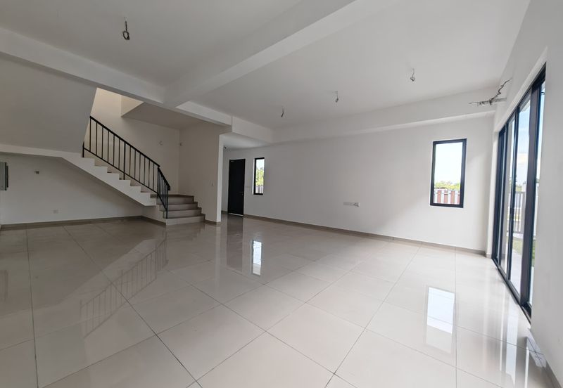 Canary Garden @Bandar Bestari