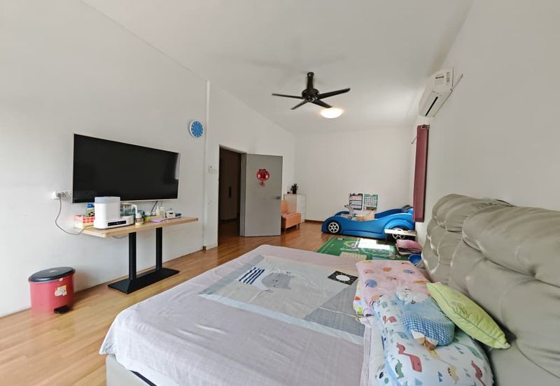 Canary Garden @Bandar Bestari