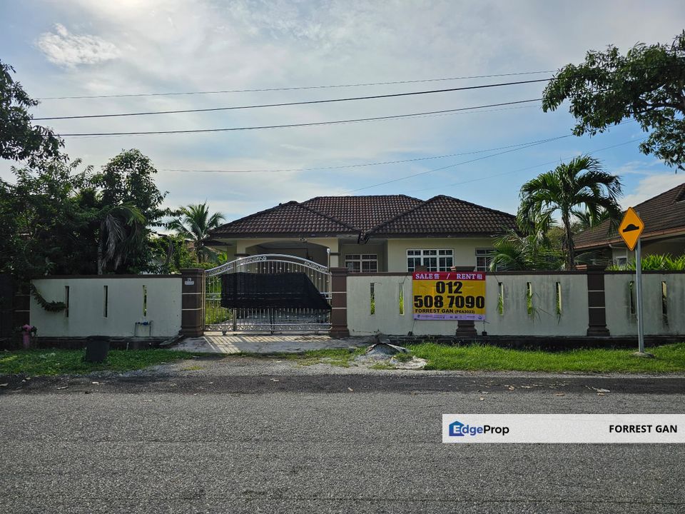 Banglo Setingkat di Taman Tasik Beringin, Pantai Sepang, Selangor, Sungai Pelek