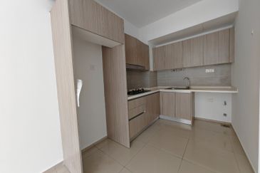 Adria Residence @ Gravit8