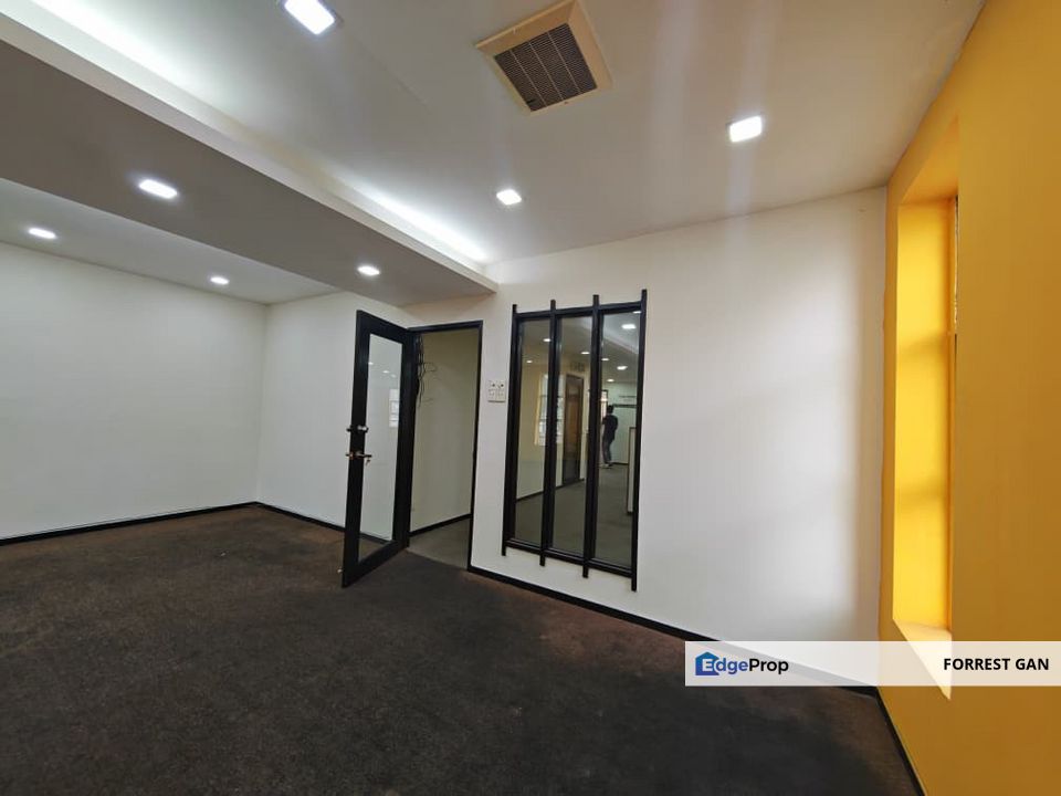 Bandar Puteri, Klang Lorong Sanggul 1F, Klang Renovated 2nd Floor Office for Rent, Selangor, Klang