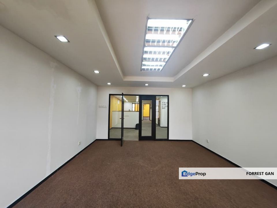 Bandar Puteri, Klang Lorong Sanggul 1F, Klang Renovated 2nd Floor Office for Rent, Selangor, Klang