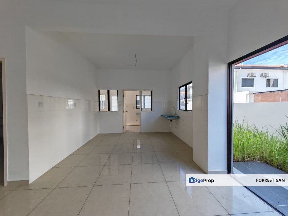 Setia Utama End Lot Double Storey Terrace Setia Alam For Rent, Selangor, Shah Alam
