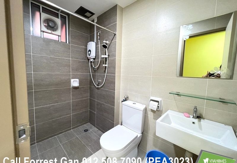 Gravit8 @ Klang South