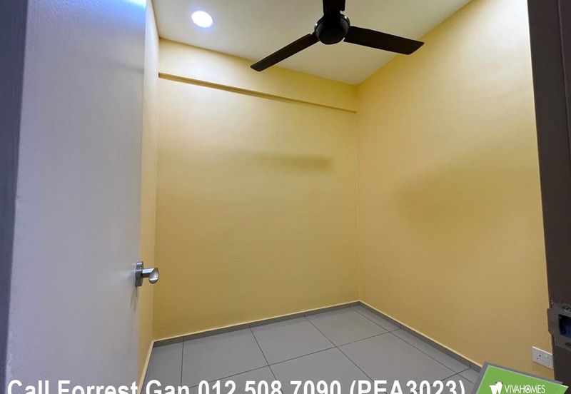 Gravit8 @ Klang South