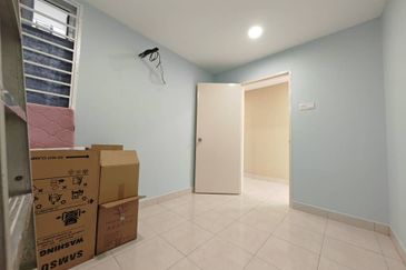 Asteria Apartment @ Bandar ParkLand