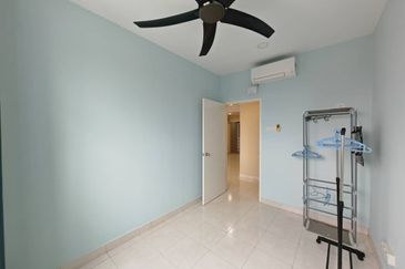 Asteria Apartment @ Bandar ParkLand