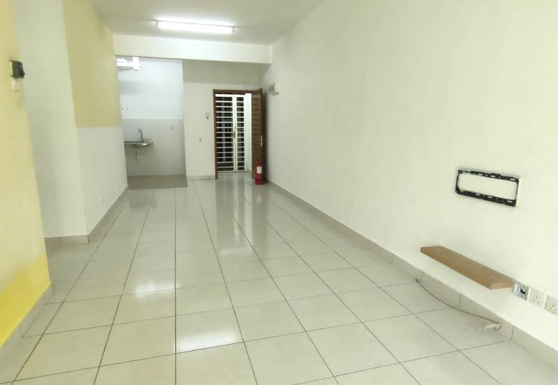 Azaria Apartment @ Bandar Paklands