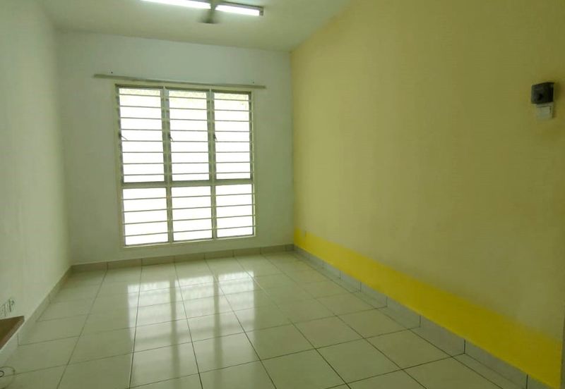 Azaria Apartment @ Bandar Paklands