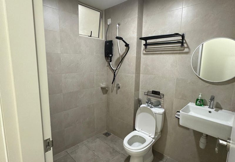 The Tresor @ Gravit 8 *