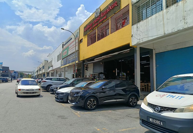 HiCom-Glenmarie Industrial Park