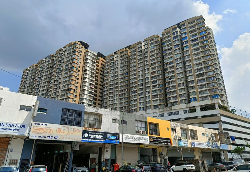 HiCom-Glenmarie Industrial Park