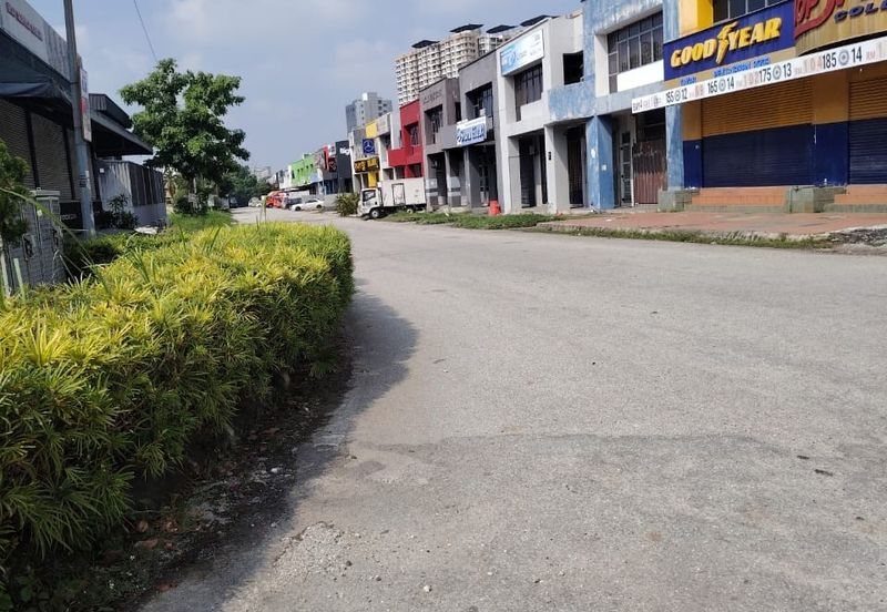 HiCom-Glenmarie Industrial Park