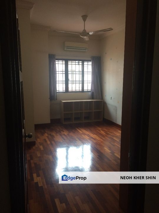 Cosy Room for Rent in Bandar Utama, Selangor, Petaling Jaya