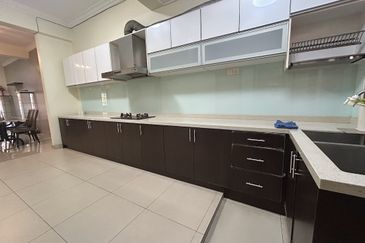 Canal Gardens, Kota Kemuning