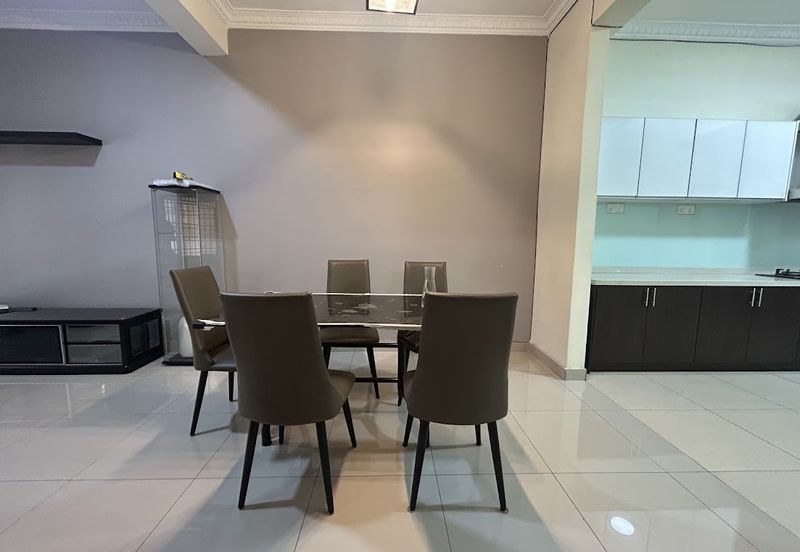 Canal Gardens, Kota Kemuning