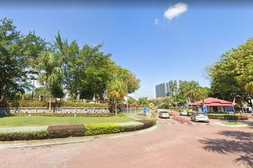 Canal Gardens, Kota Kemuning