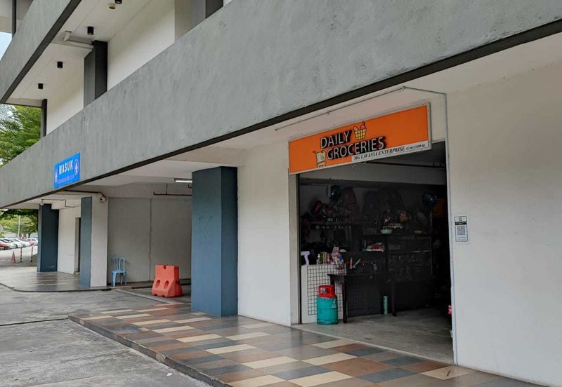 V12 Sovo (Menara Suria)