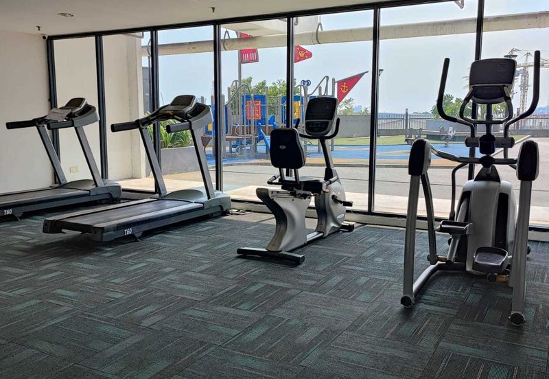 V12 Sovo (Menara Suria)