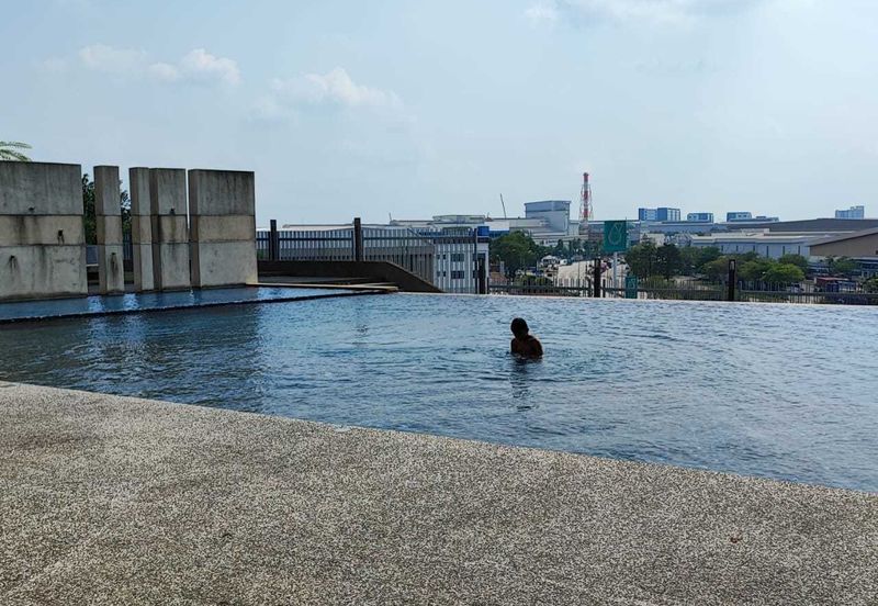 V12 Sovo (Menara Suria)