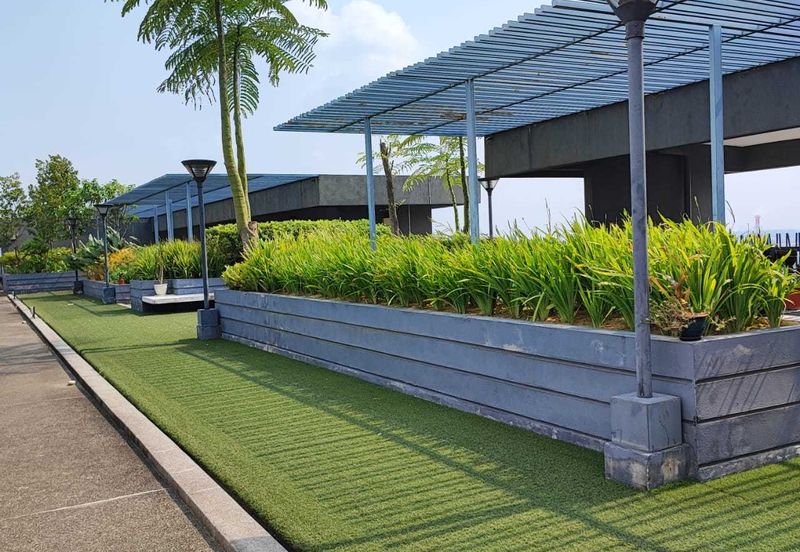 V12 Sovo (Menara Suria)