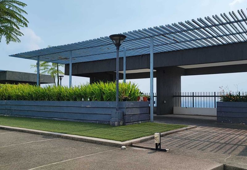 V12 Sovo (Menara Suria)