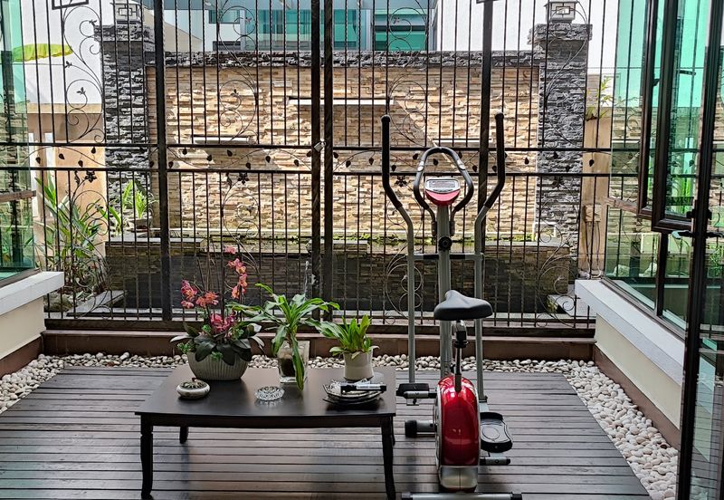 USJ Avenue @ USJ Heights