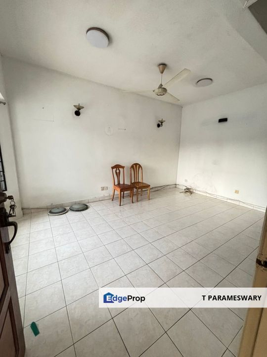 USJ13 Double Storey House for SALE , Selangor, USJ