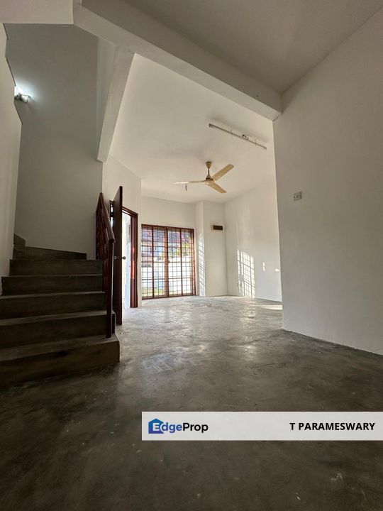 USJ12 Double Storey House for SALE, Selangor, USJ