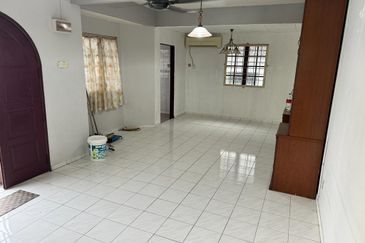 SS19 Subang Jaya Corner House for sale