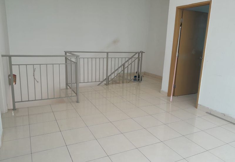 Setia Indah 9, Setia Alam