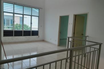 Setia Indah 9, Setia Alam