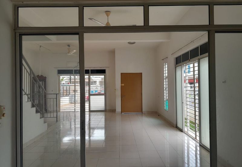 Setia Indah 9, Setia Alam