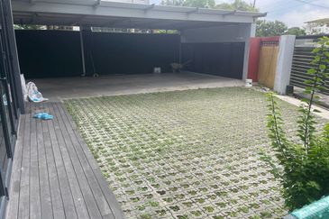 Taman Sri Hijau ( New Green Park )