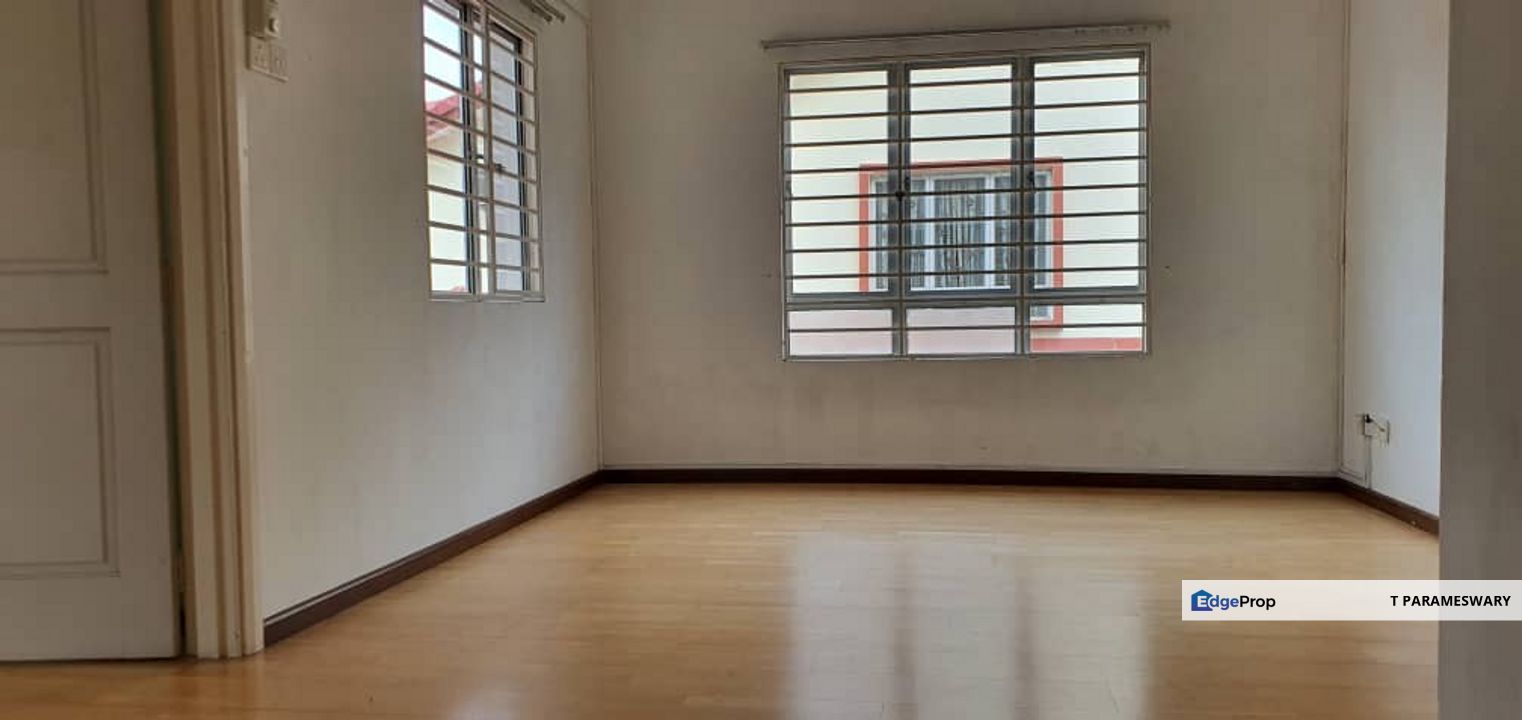 Laman Putra Double Storey Endlot for SALE , Selangor, Putra Heights