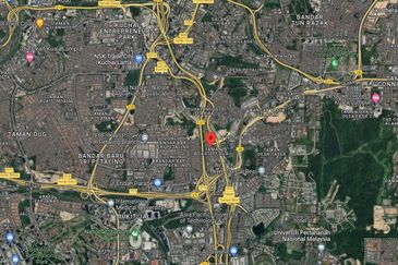 KL CITY 2 STOREY LANDED HOUSE FOR SALE@ Taman Castlefield, Kuala Lumpur (VERY LIMITED)