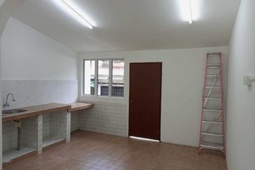 KL CITY 2 STOREY LANDED HOUSE FOR SALE@ Taman Castlefield, Kuala Lumpur (VERY LIMITED)