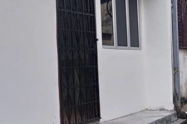 KL CITY 2 STOREY LANDED HOUSE FOR SALE@ Taman Castlefield, Kuala Lumpur (VERY LIMITED)