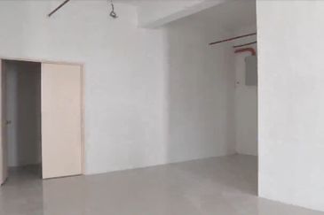 WISMA TOPSPEED FOR SALE/RENT  (WHOLE BUILDING)