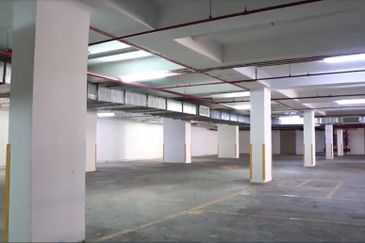 WISMA TOPSPEED FOR SALE/RENT  (WHOLE BUILDING)