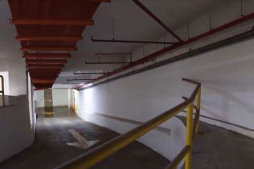 WISMA TOPSPEED FOR SALE/RENT  (WHOLE BUILDING)