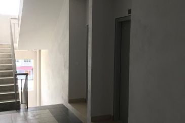 Kiara Court - Nilai Impian