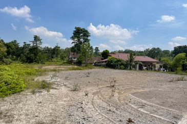 College Heights Garden Resort