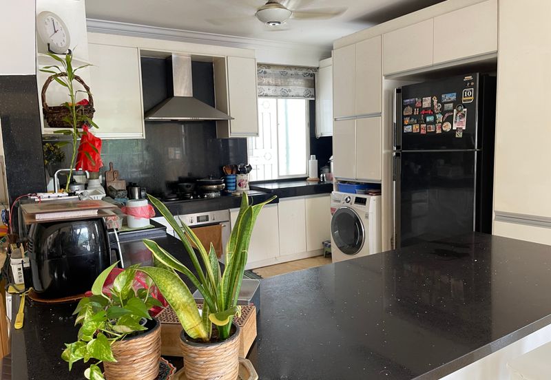 Perdana Emerald Serviced Apartment