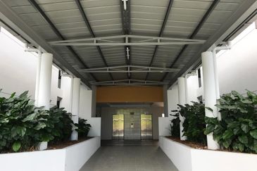 Kiara Court - Nilai Impian