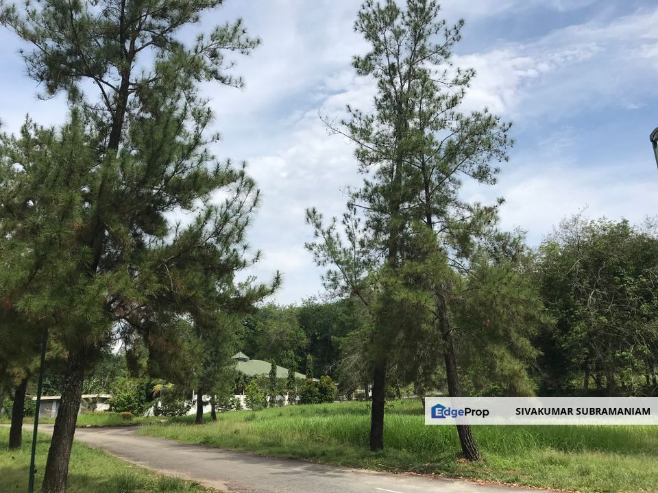 College Heights Bungalow Lot  near Guard Post A for sale, Negeri Sembilan, Nilai