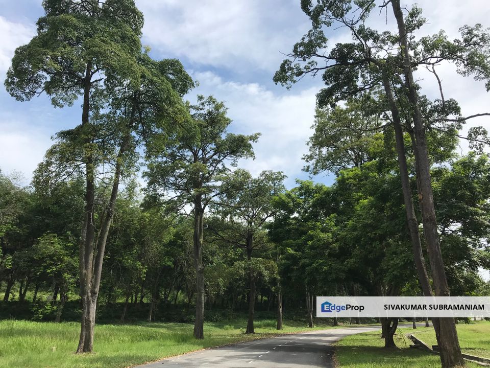 College Heights Bungalow Lot near Entrance -guard post A for sale, Negeri Sembilan, Nilai