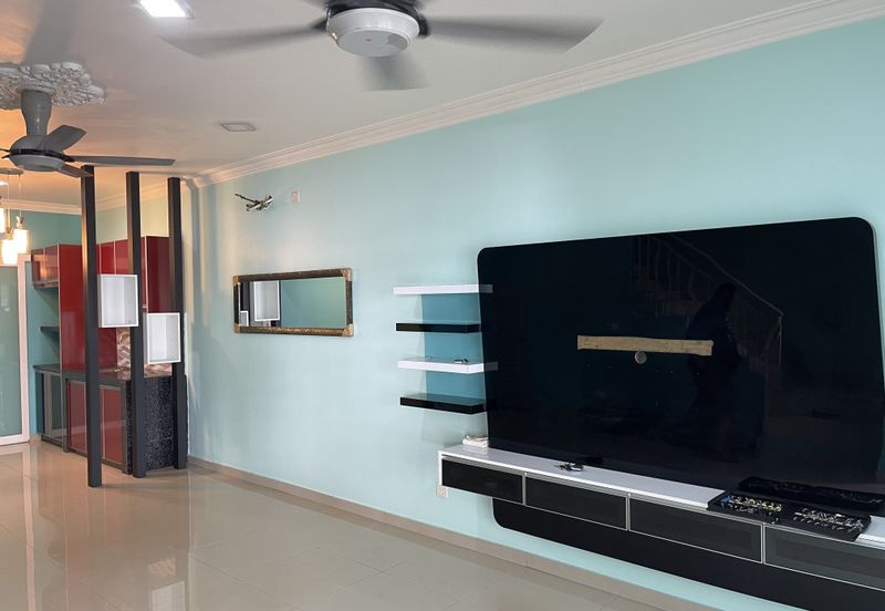 Laman Delfina @ Nilai Impian